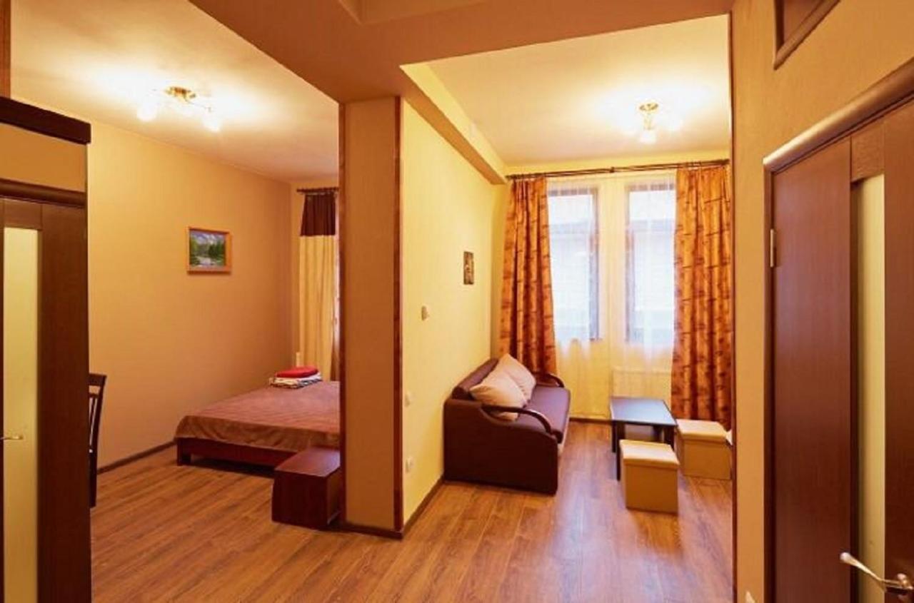 Apartment On Lychakivska 6-A Львов Экстерьер фото